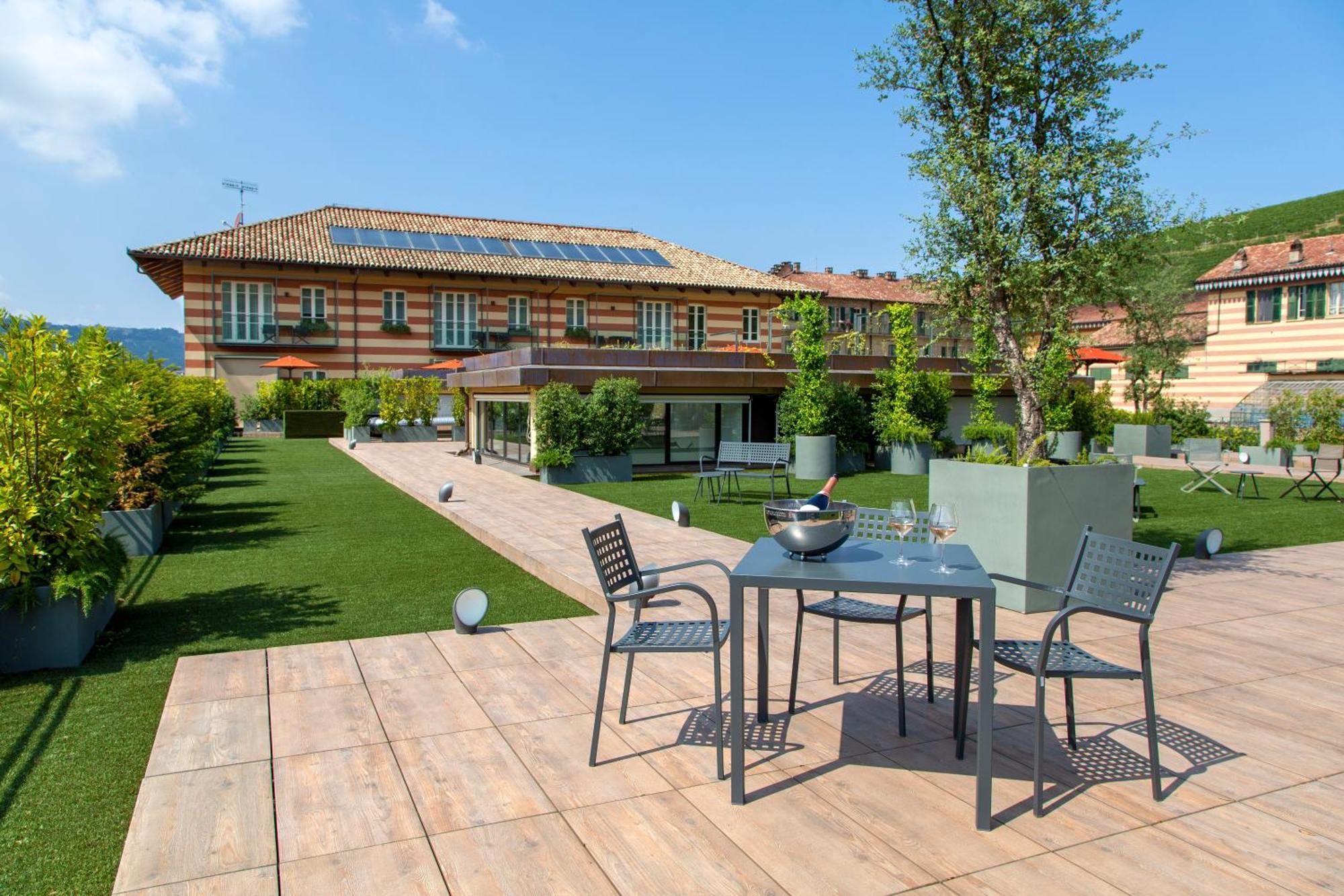 Villaggio Narrante - Le Case dei Conti Mirafiore Serralunga d'Alba Esterno foto