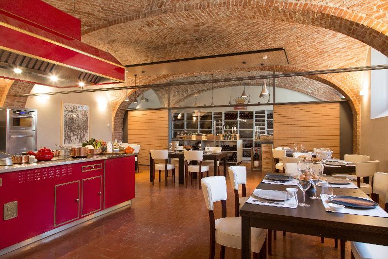 Villaggio Narrante - Le Case dei Conti Mirafiore Serralunga d'Alba Esterno foto