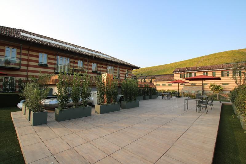 Villaggio Narrante - Le Case dei Conti Mirafiore Serralunga d'Alba Esterno foto