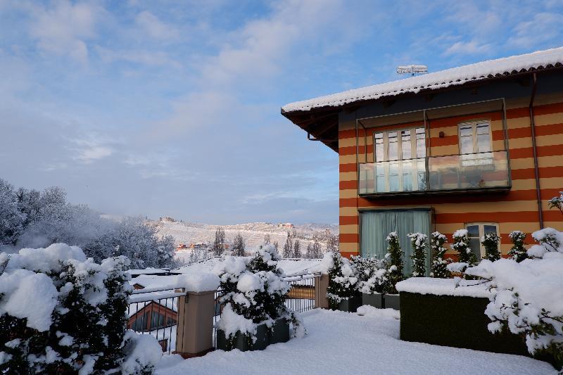 Villaggio Narrante - Le Case dei Conti Mirafiore Serralunga d'Alba Esterno foto