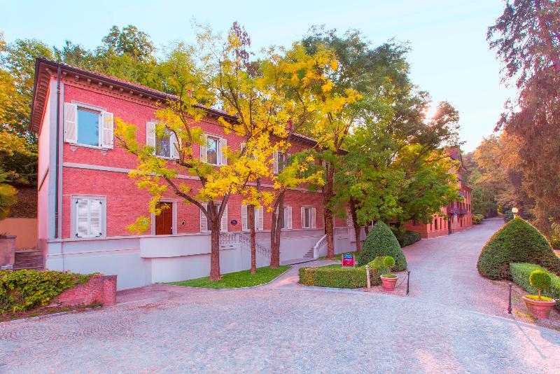 Villaggio Narrante - Le Case dei Conti Mirafiore Serralunga d'Alba Esterno foto